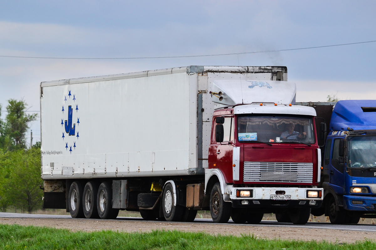 Волгоградская область, № В 157 НВ 134 — МАЗ-54323