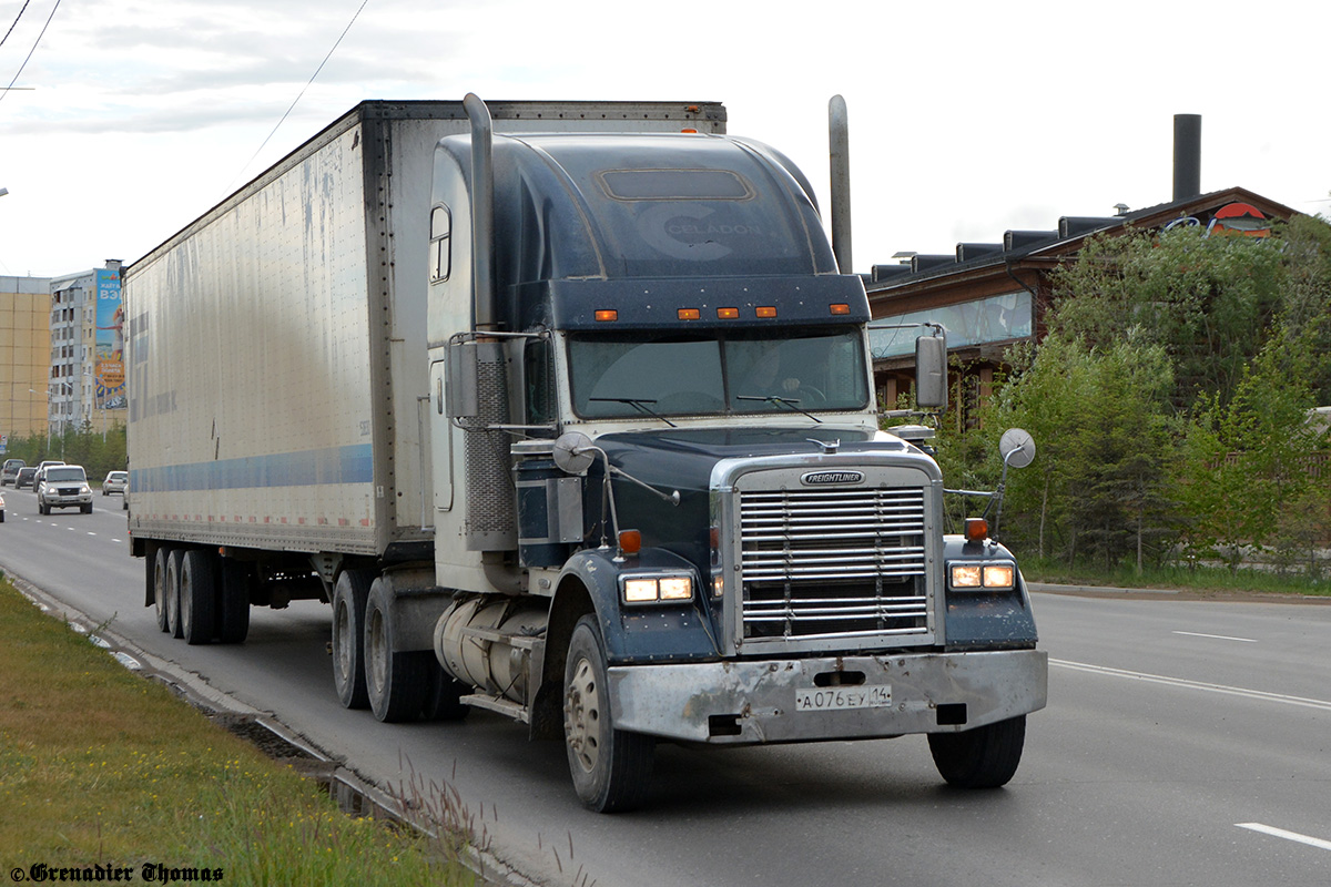 Саха (Якутия), № А 076 ЕУ 14 — Freightliner FLD 120 Classic