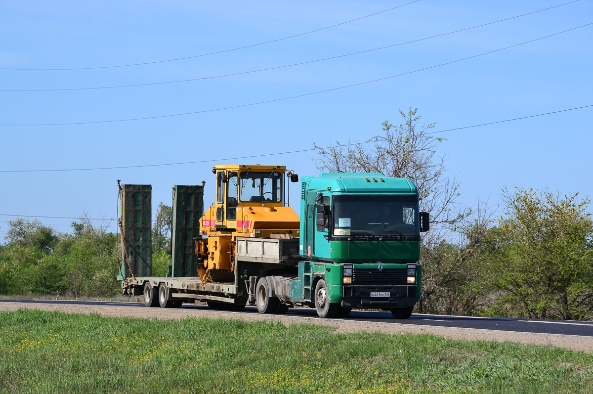 Волгоградская область, № Е 441 КК 134 — Renault Magnum Integral ('1997)