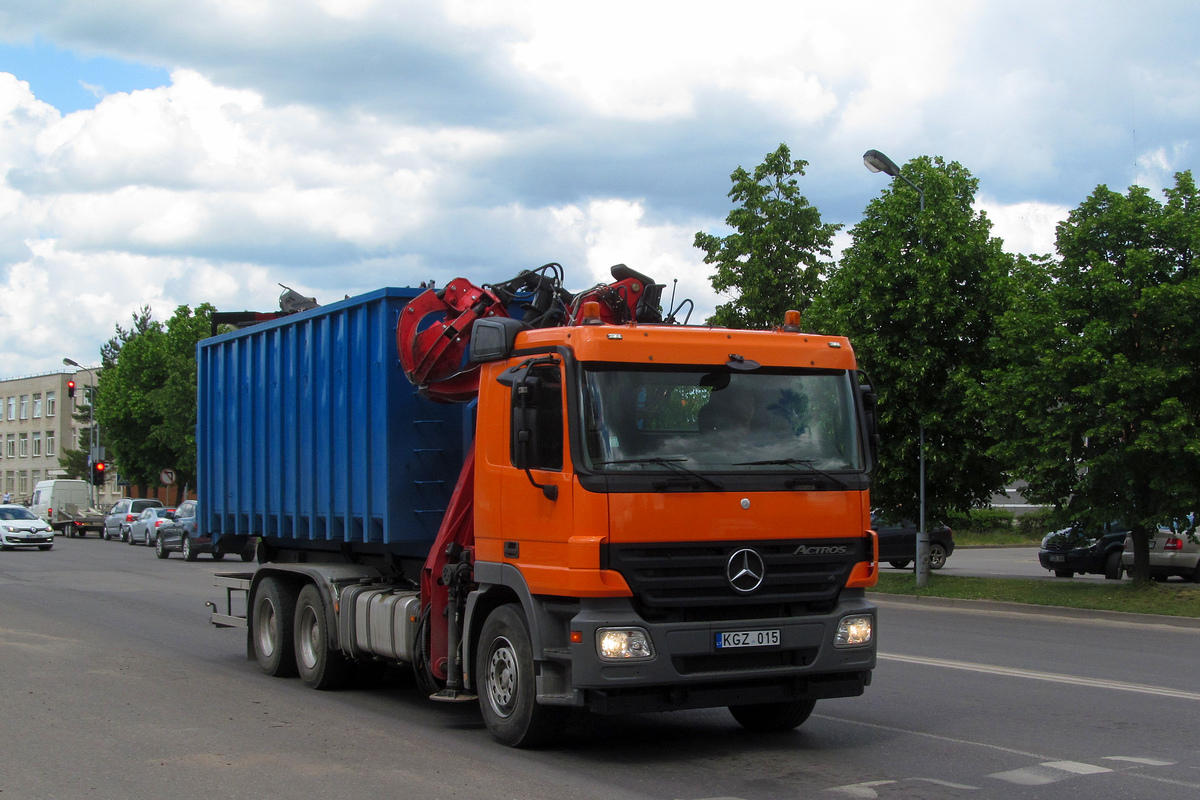 Литва, № KGZ 015 — Mercedes-Benz Actros ('2003)