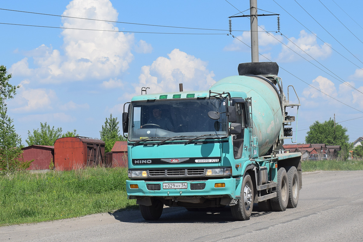 Алтайский край, № Х 029 НУ 54 — Hino Ranger