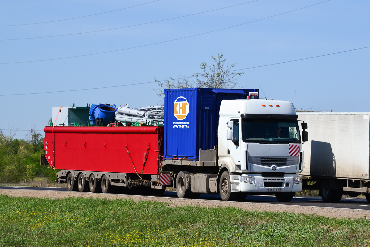 Ростовская область, № Е 280 НК 161 — Renault Premium ('2006) [X9P]