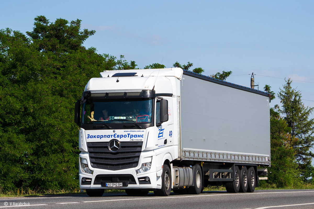 Закарпатская область, № 49 — Mercedes-Benz Actros ('2011) 1845