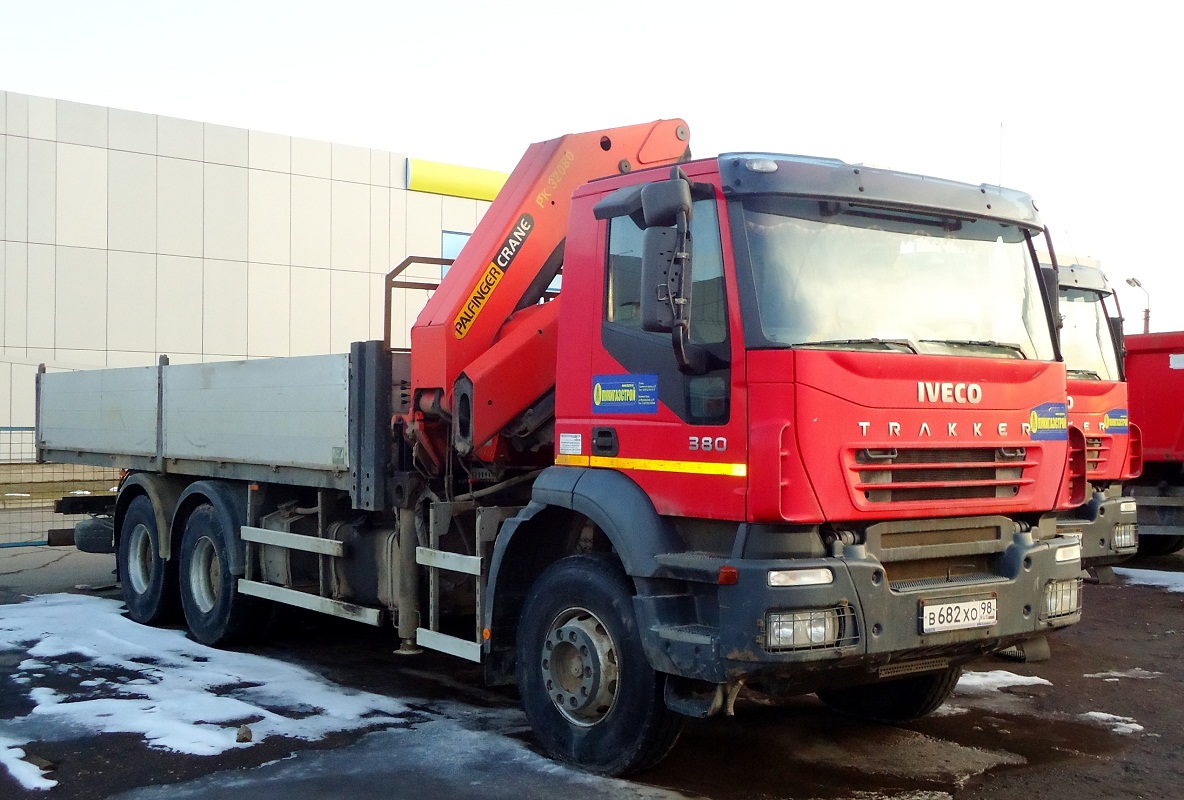 Псковская область, № В 682 ХО 98 — IVECO Trakker ('2004)