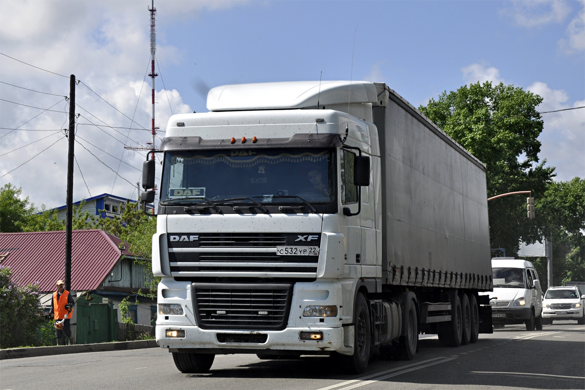 Алтайский край, № С 532 УР 22 — DAF XF95 FT