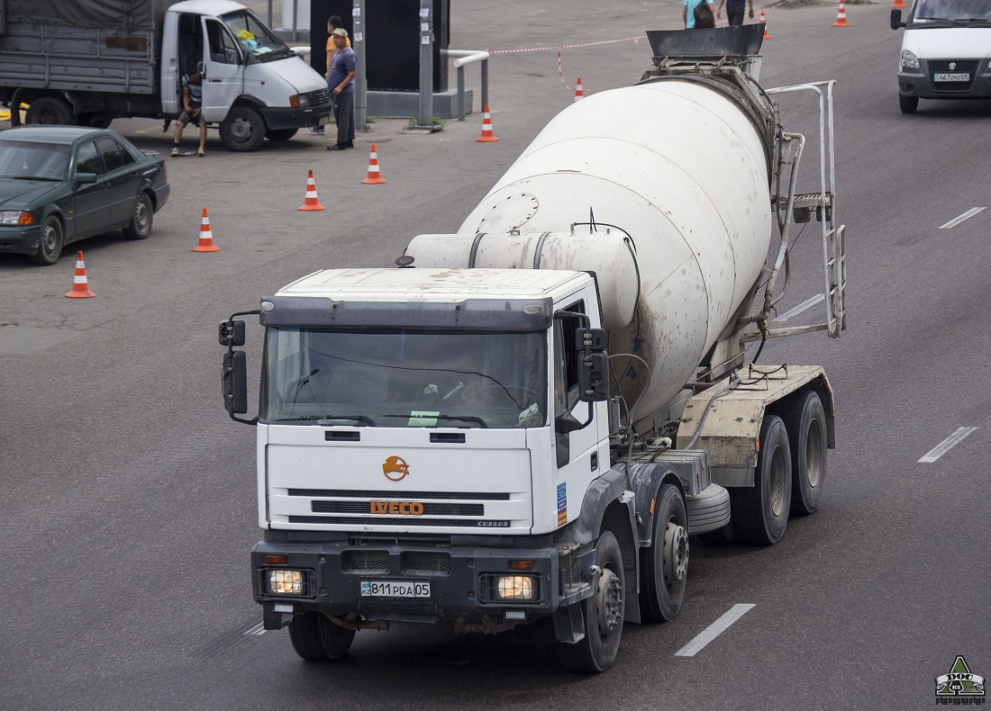 Алматинская область, № 811 PDA 05 — IVECO EuroTrakker