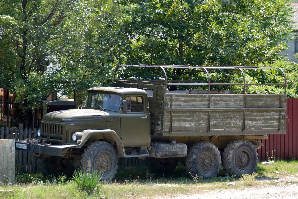 Краснодарский край, № Х 200 НН 123 — ЗИЛ-131