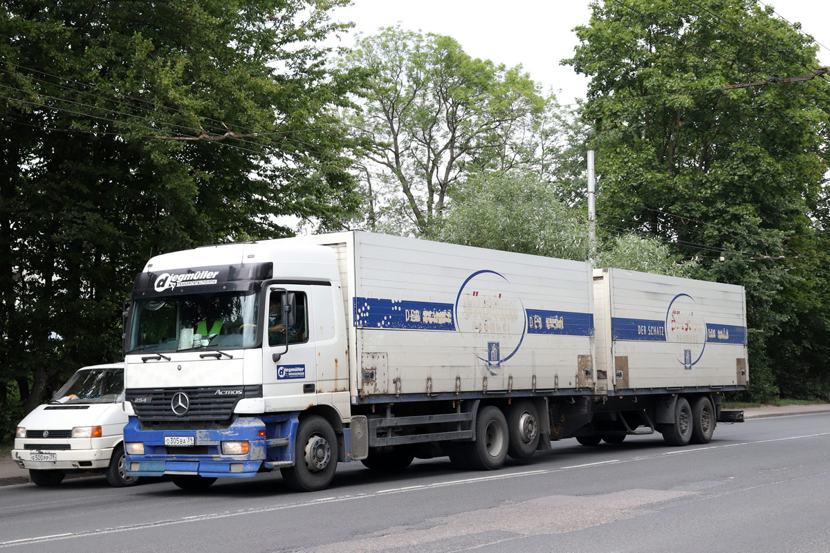 Калининградская область, № О 305 ВА 39 — Mercedes-Benz Actros ('1997) 2540