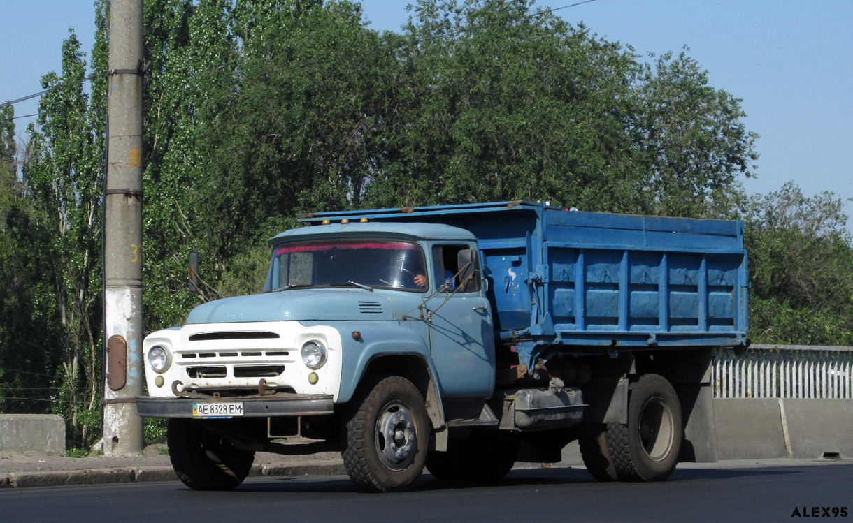 Днепропетровская область, № АЕ 8328 ЕМ — ЗИЛ-130 (общая модель)