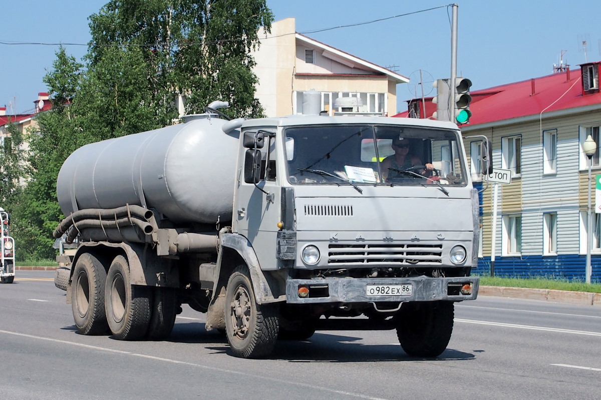 Ханты-Мансийский автоном.округ, № О 982 ЕХ 86 — КамАЗ-53213