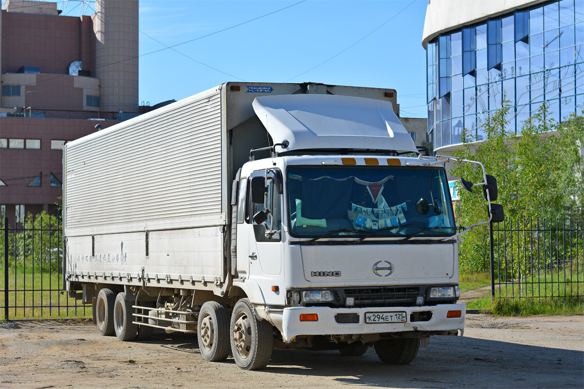 Приморский край, № К 294 ЕТ 125 — Hino Profia