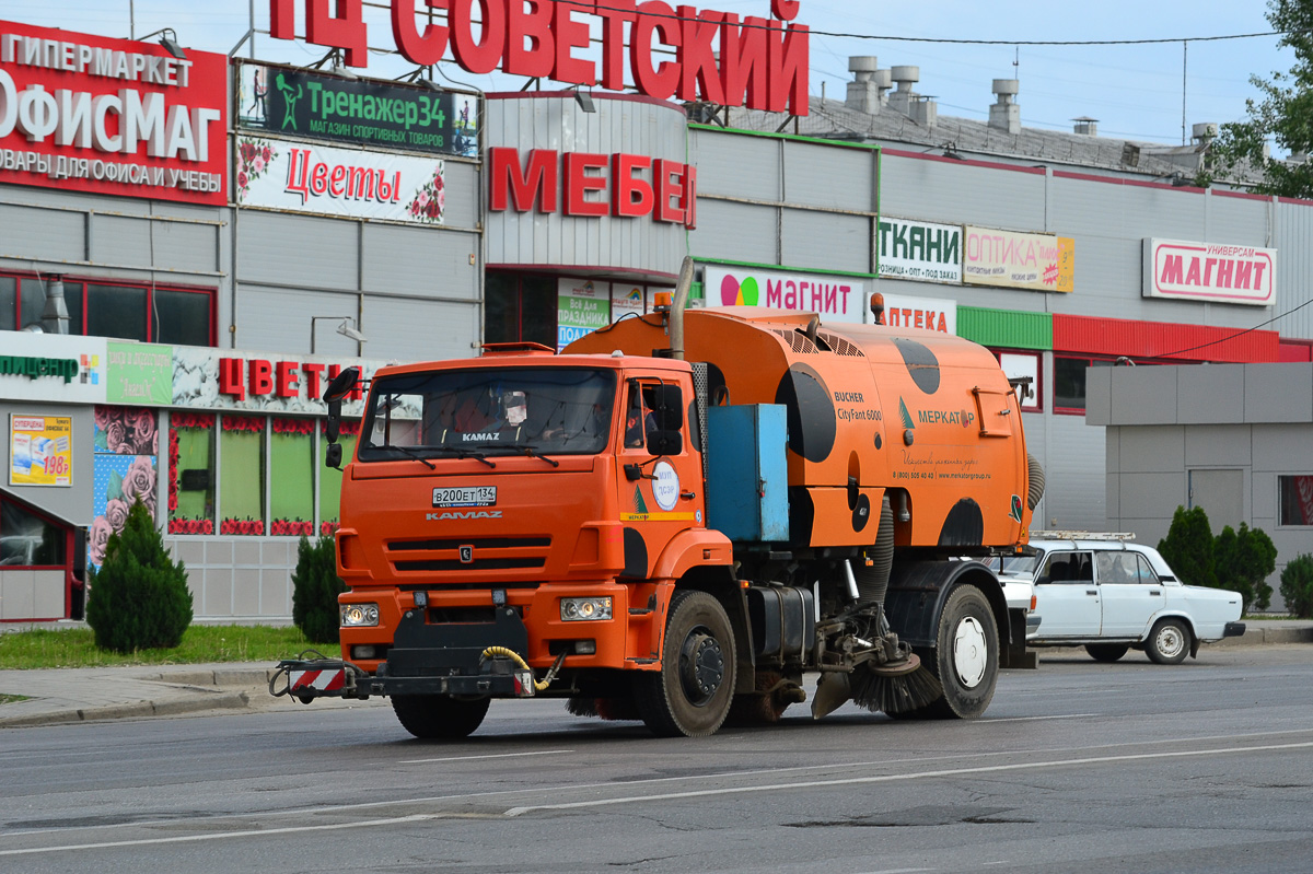 Волгоградская область, № В 200 ЕТ 134 — КамАЗ-53605-A4