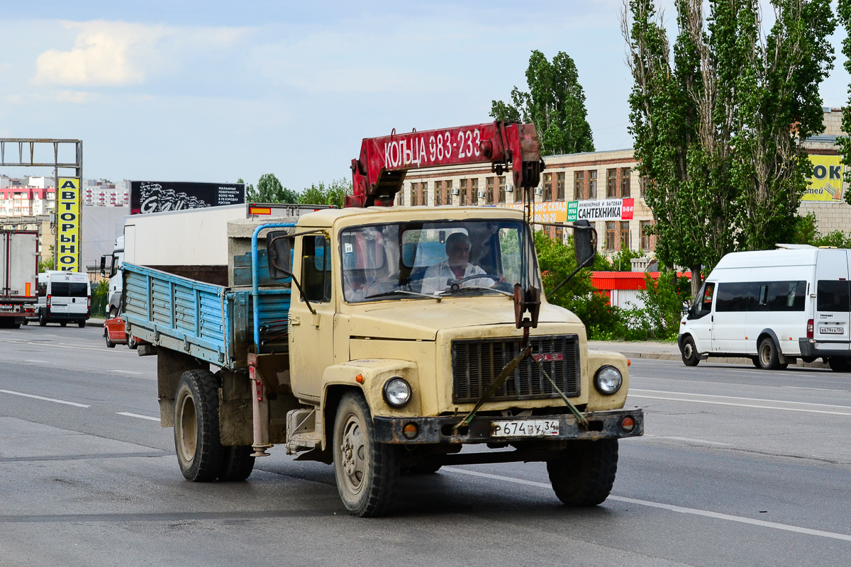 Волгоградская область, № Р 674 ВУ 34 — ГАЗ-3307