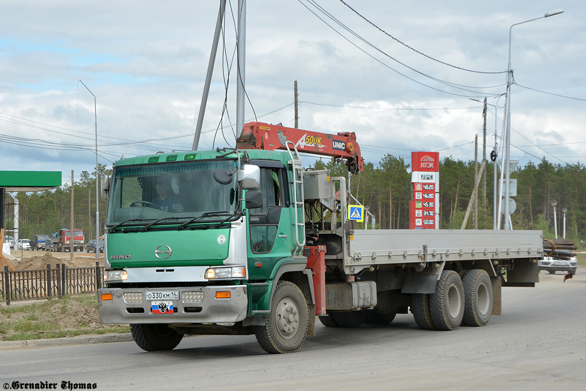 Саха (Якутия), № О 330 КМ 14 — Hino Profia