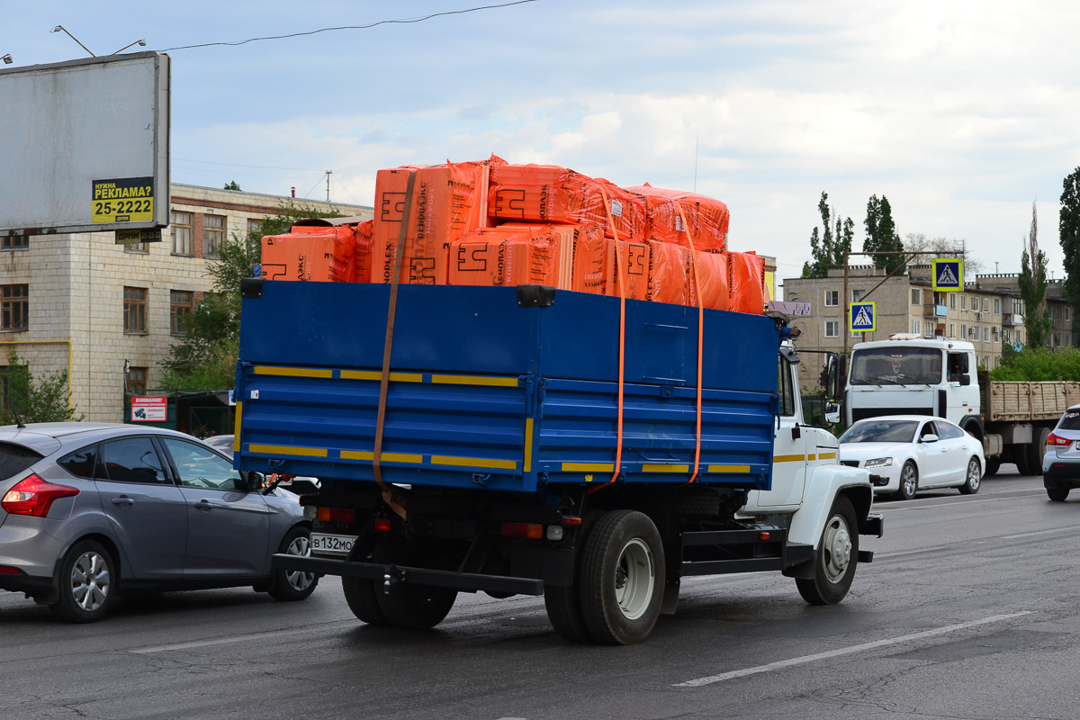 Волгоградская область, № В 132 МО 134 — ГАЗ-3309