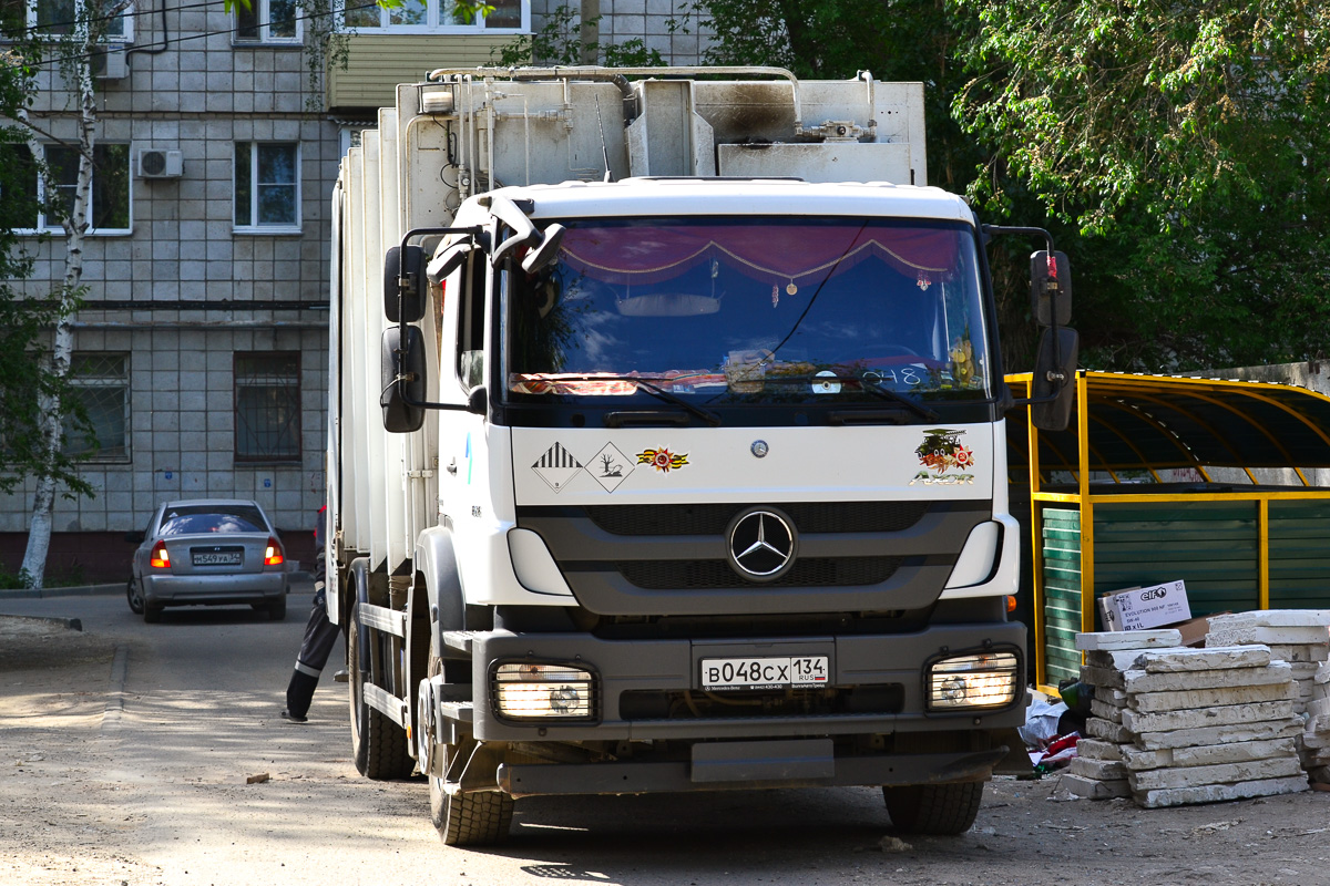 Волгоградская область, № В 048 СХ 134 — Mercedes-Benz Axor 1826 [Z9M]