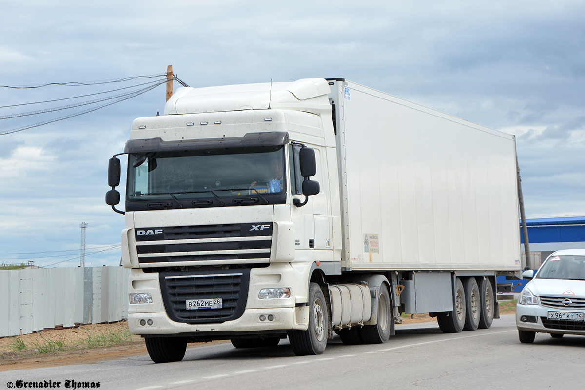 Амурская область, № В 262 МЕ 28 — DAF XF105 FT; Амурская область, № АР 7340 28 — Schmitz Cargobull S.KO (общая модель)