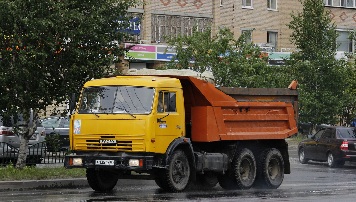 Ханты-Мансийский автоном.округ, № Р 135 СХ 86 — КамАЗ-55111 [551110]