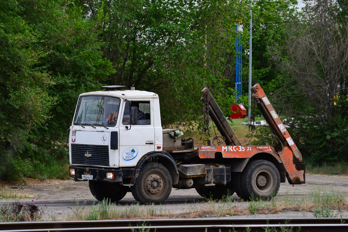 Волгоградская область, № У 962 МА 34 — МАЗ-5551A2