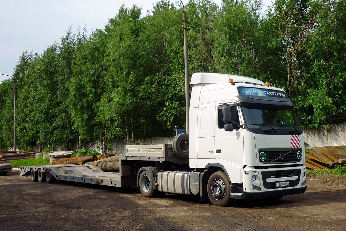 Смоленская область, № Е 050 ММ 67 — Volvo ('2008) FH.420