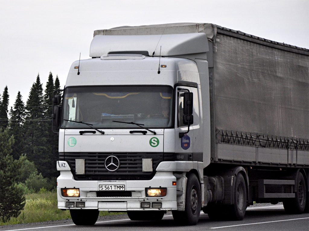 Павлодарская область, № S 561 TMM — Mercedes-Benz Actros ('1997) 1840