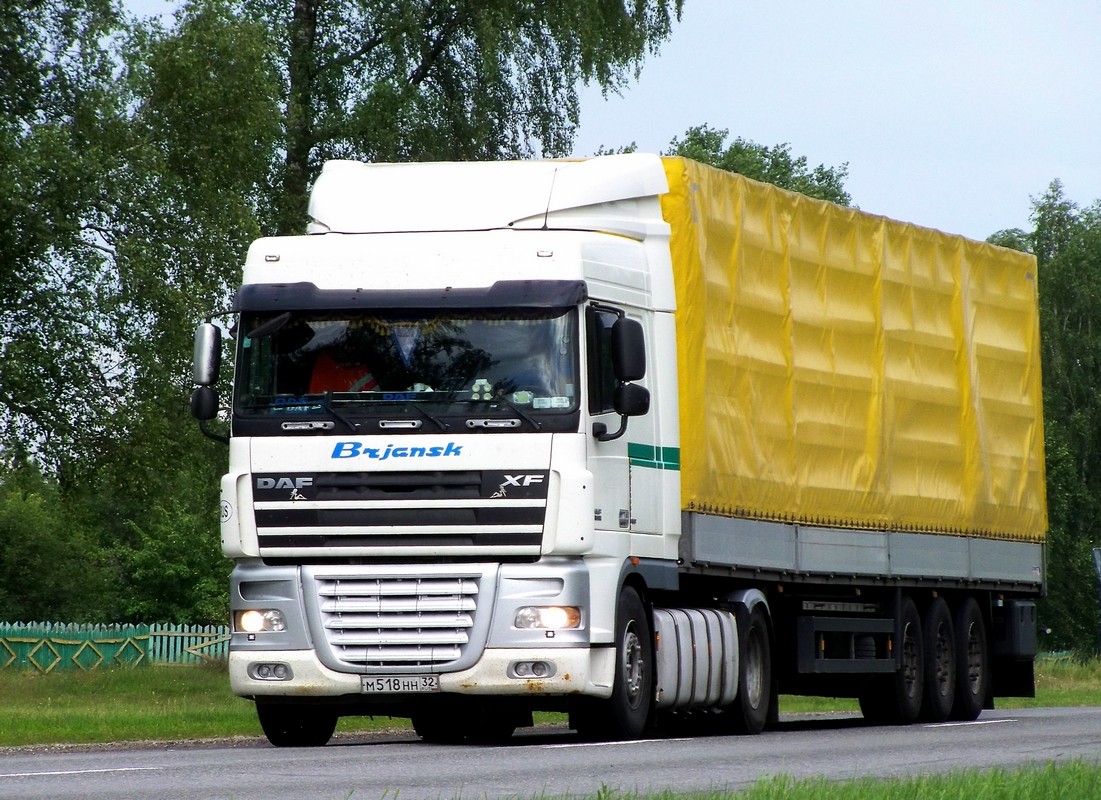 Брянская область, № М 518 НН 32 — DAF XF105 FT