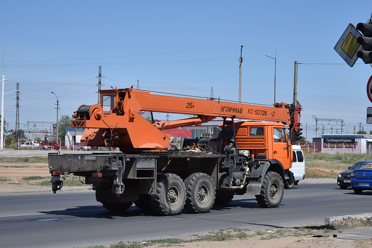 Волгоградская область, № А 111 АЕ 134 — КамАЗ-43118-15 [43118R]