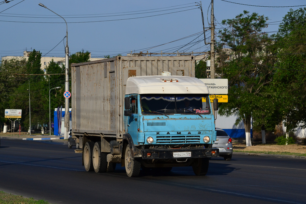 Волгоградская область, № А 462 ОН 134 — КамАЗ-53212