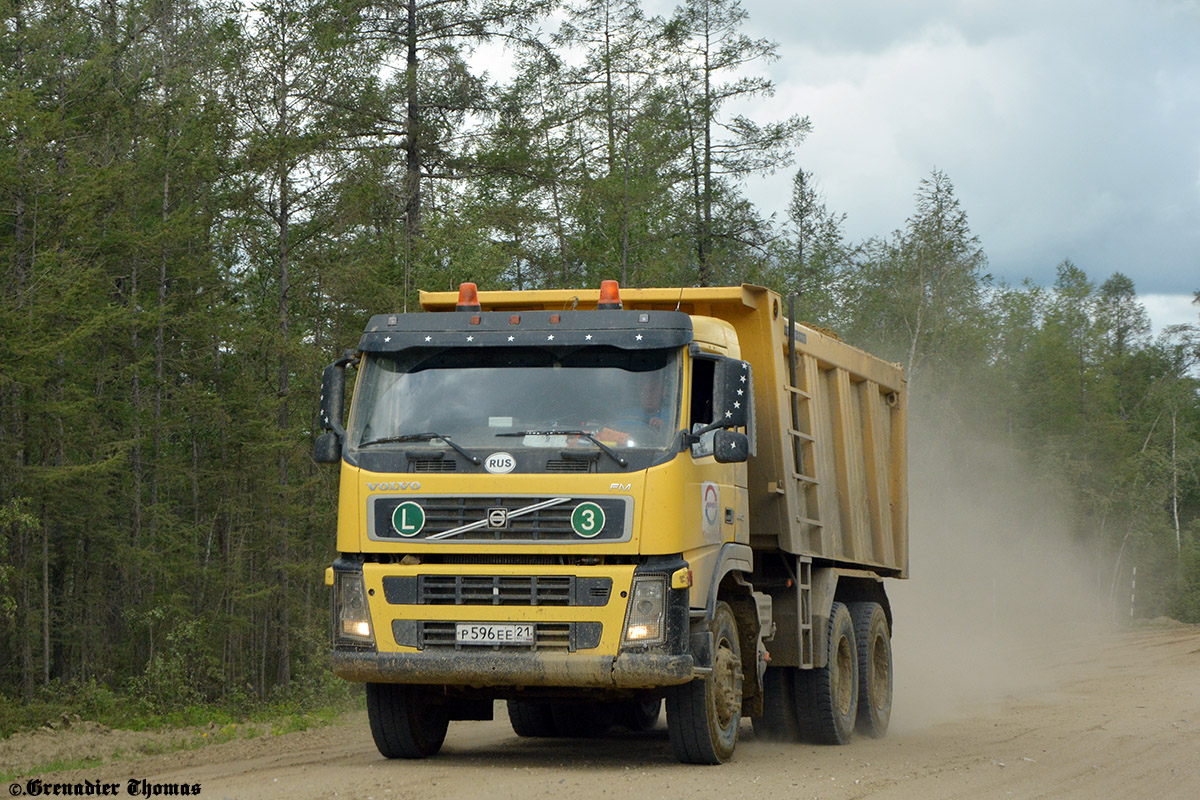 Чувашия, № Р 596 ЕЕ 21 — Volvo ('2002) FM12.440