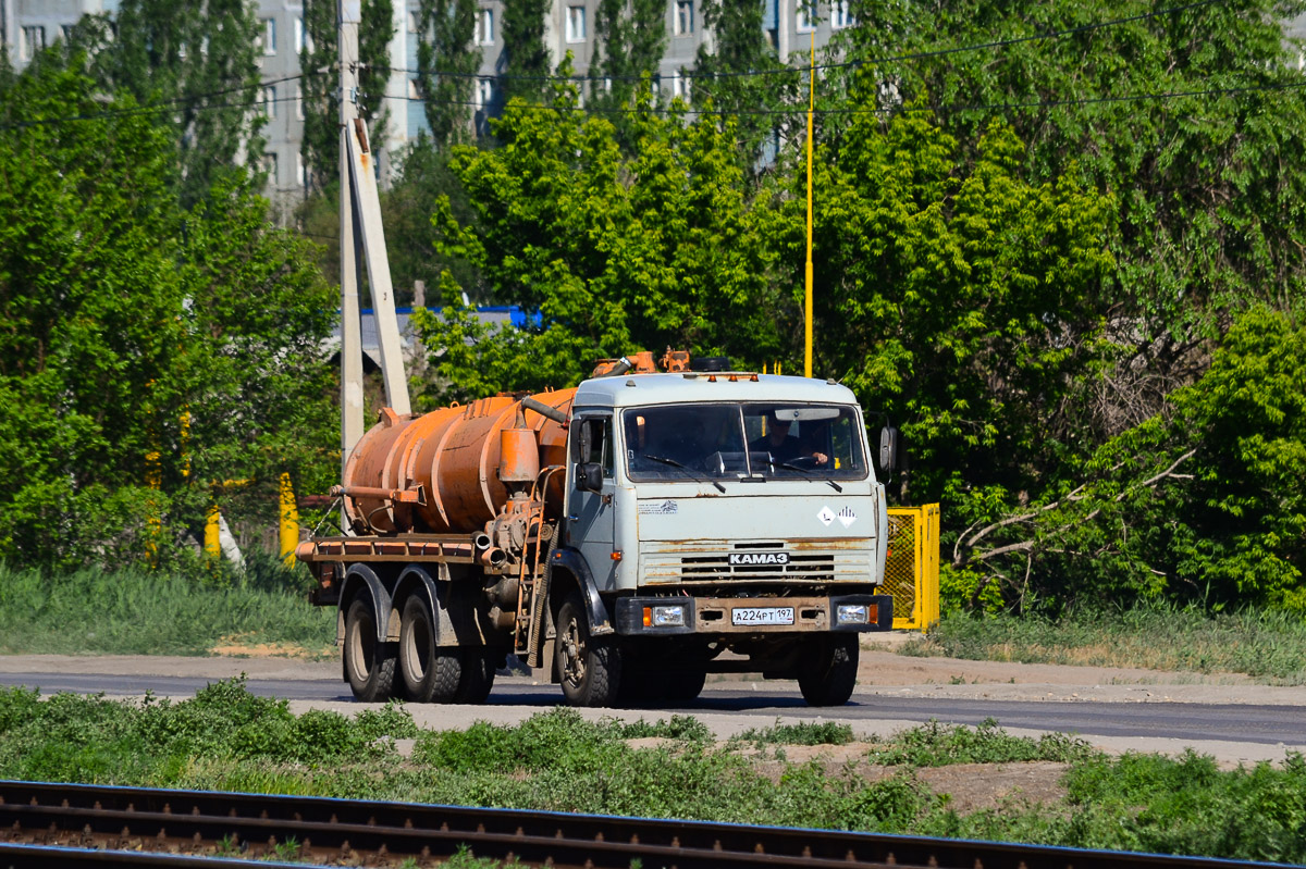 Волгоградская область, № А 224 РТ 197 — КамАЗ-53213