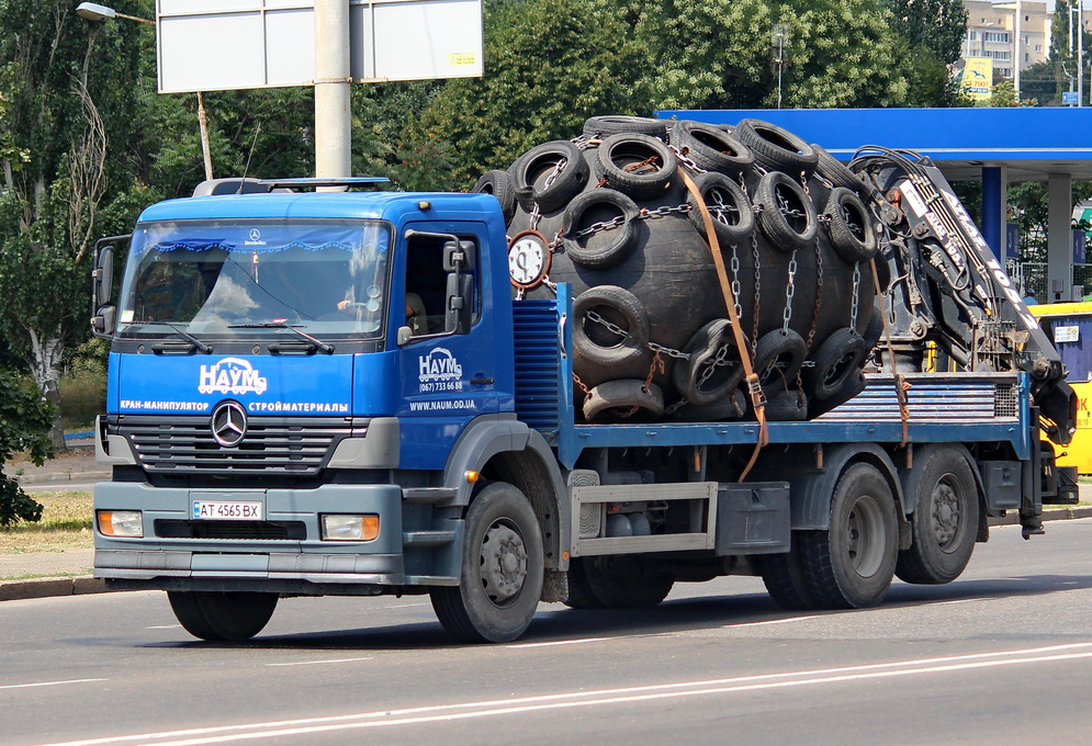 Одесская область, № АТ 4565 ВХ — Mercedes-Benz Atego 2528