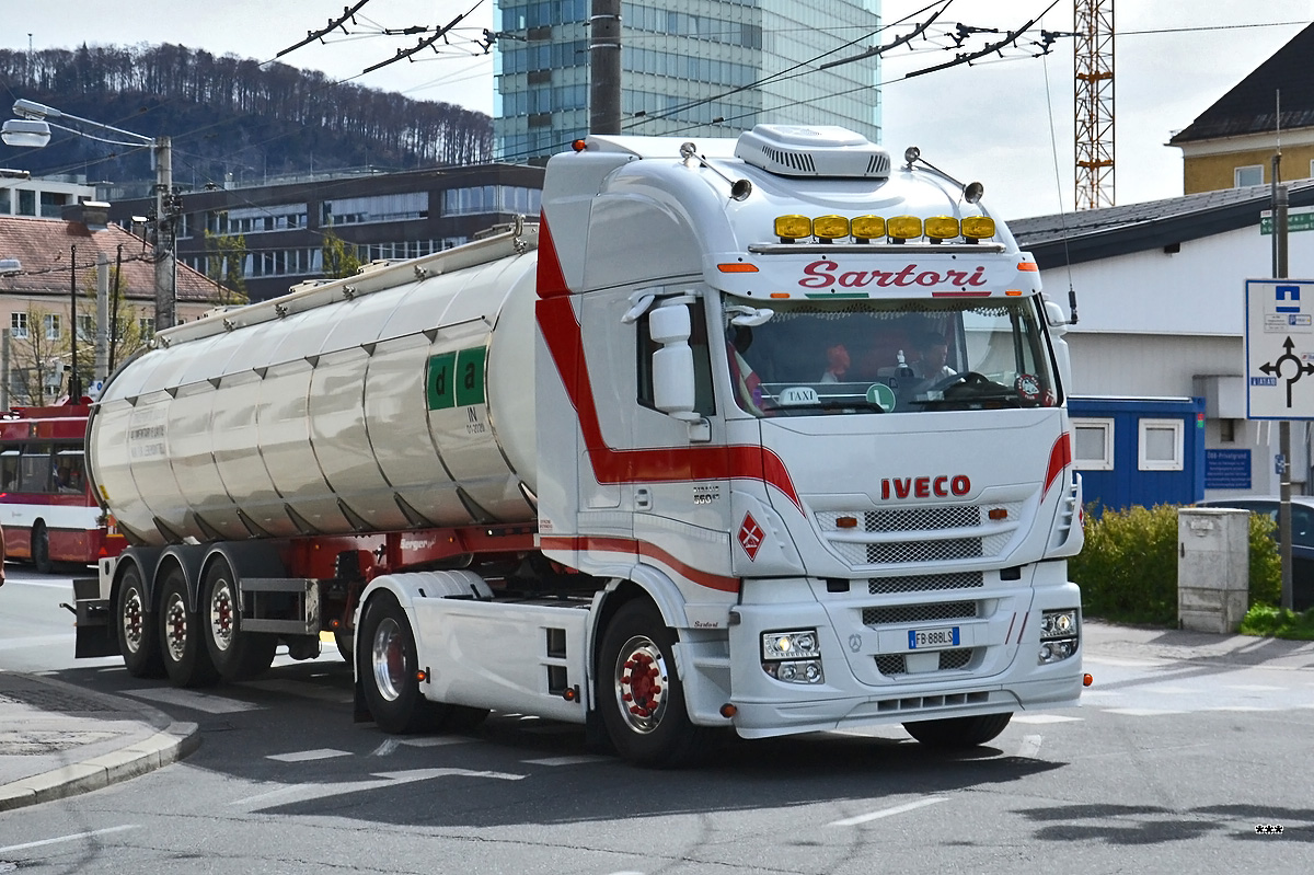 Италия, № FB 888LS — IVECO Stralis ('2012) 560