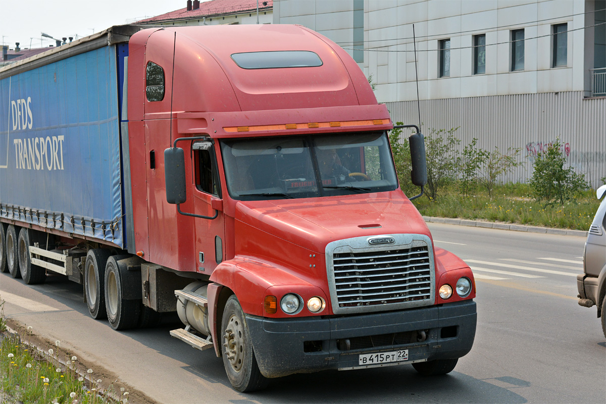 Алтайский край, № В 415 РТ 22 — Freightliner Century Class