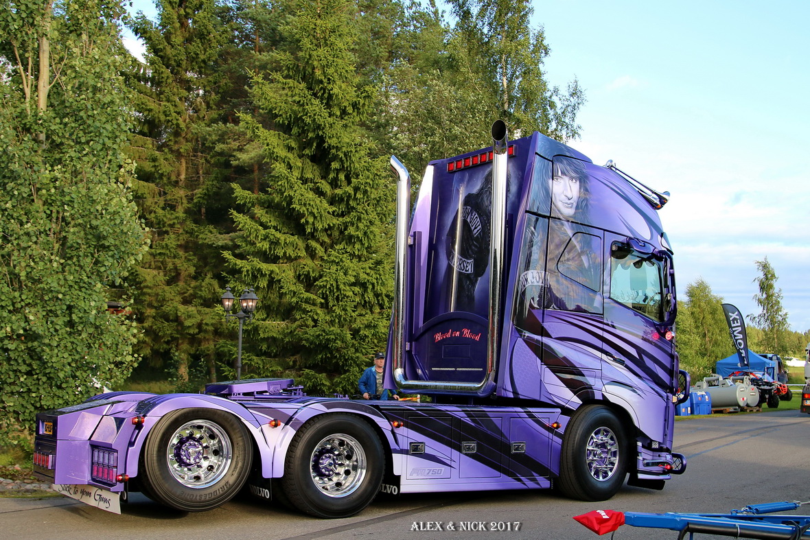 Нидерланды, № 82-BJF-9 — Volvo ('2012) FH16.750