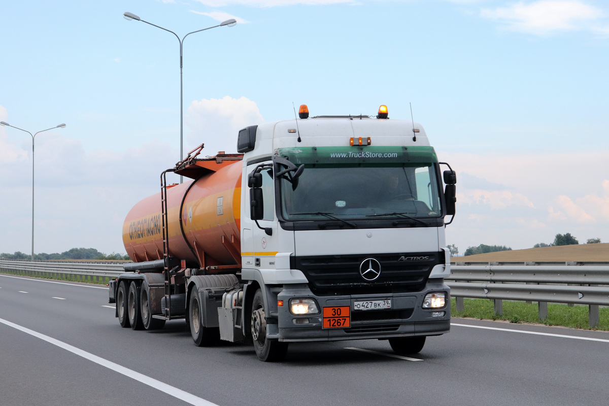 Калининградская область, № О 427 ВК 39 — Mercedes-Benz Actros ('2003) 1841