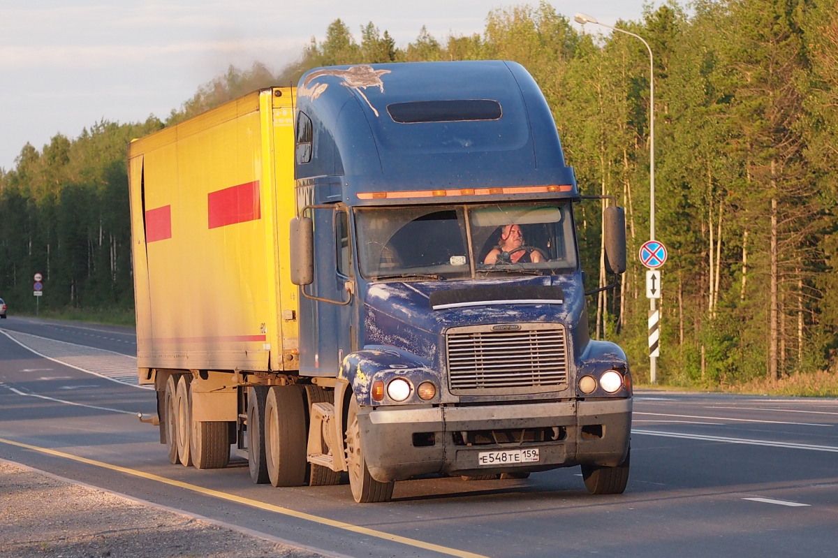 Пермский край, № Е 548 ТЕ 159 — Freightliner Century Class