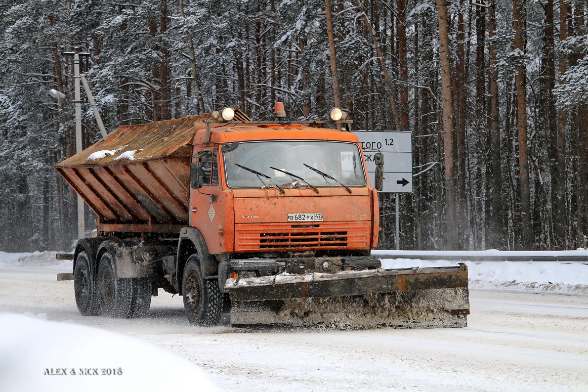 Ленинградская область, № В 682 РХ 47 — КамАЗ-65115-62