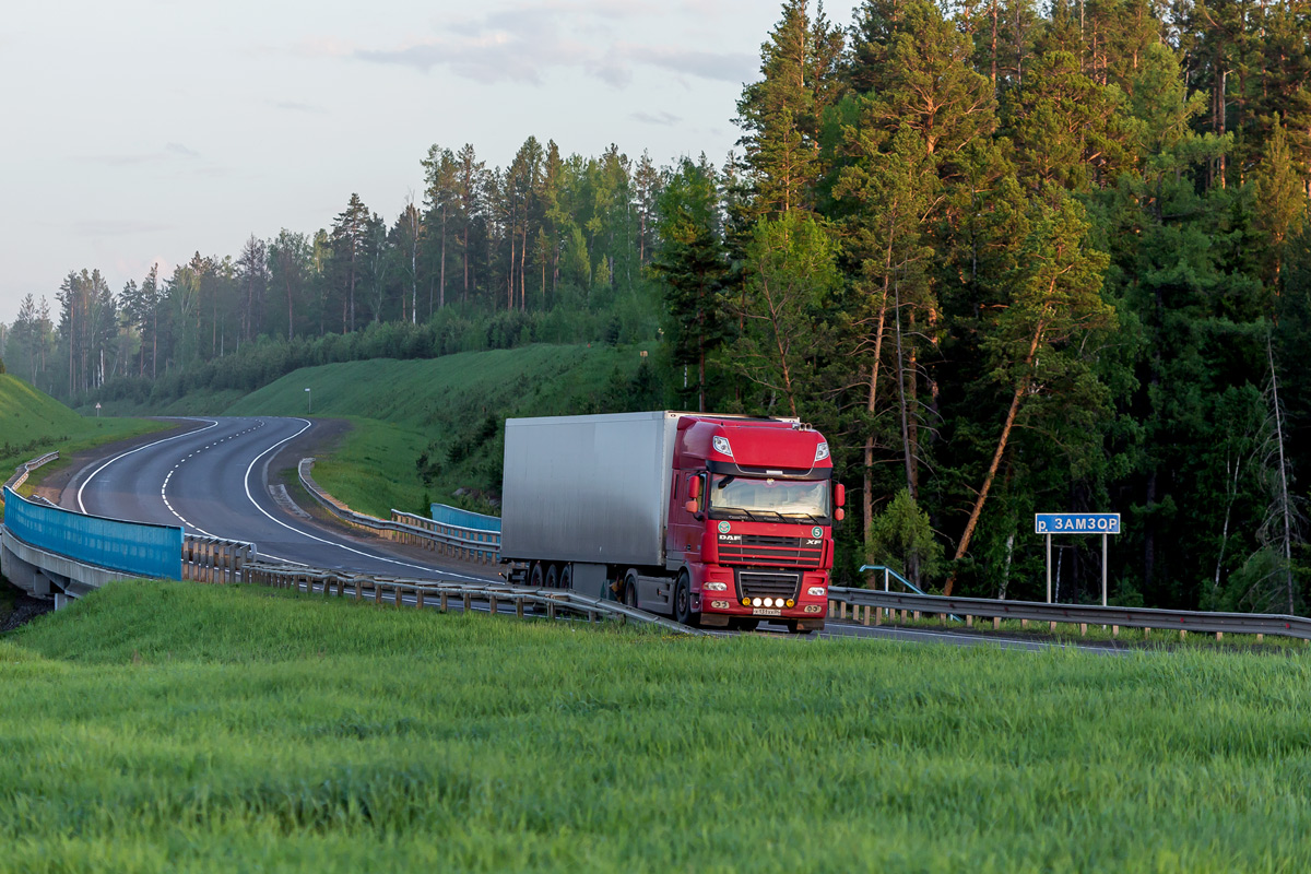 Алтай, № Х 131 ХХ 04 — DAF XF105 FT