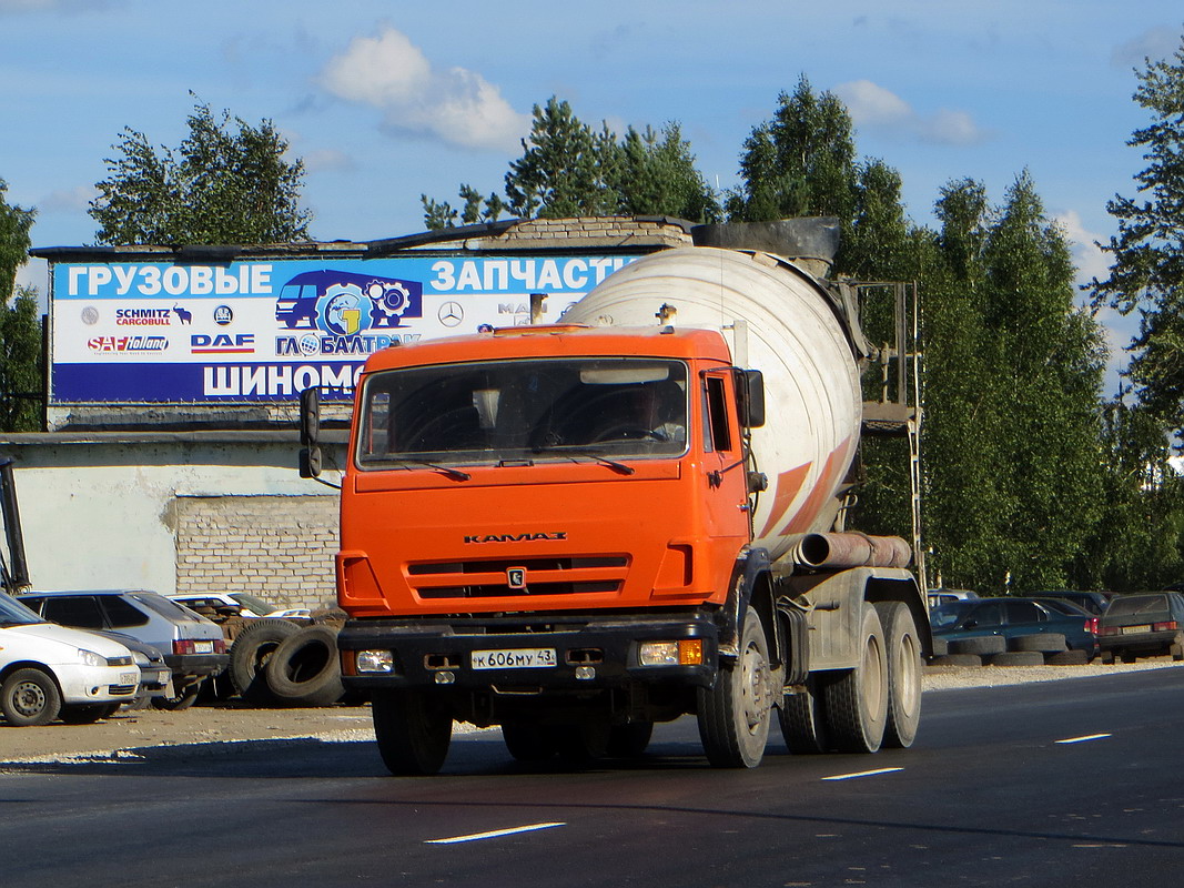 Кировская область, № К 606 МУ 43 — КамАЗ-65115 (общая модель)