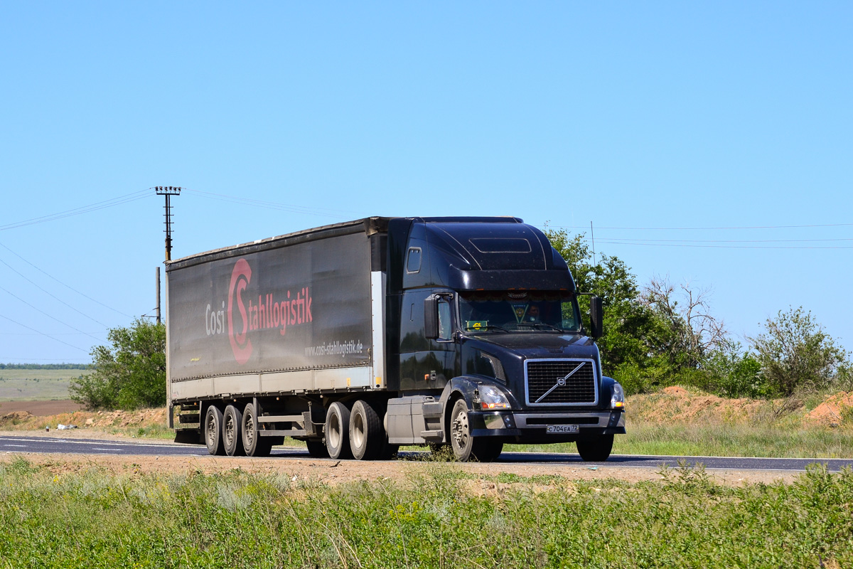 Тюменская область, № С 704 ЕА 72 — Volvo VNL670