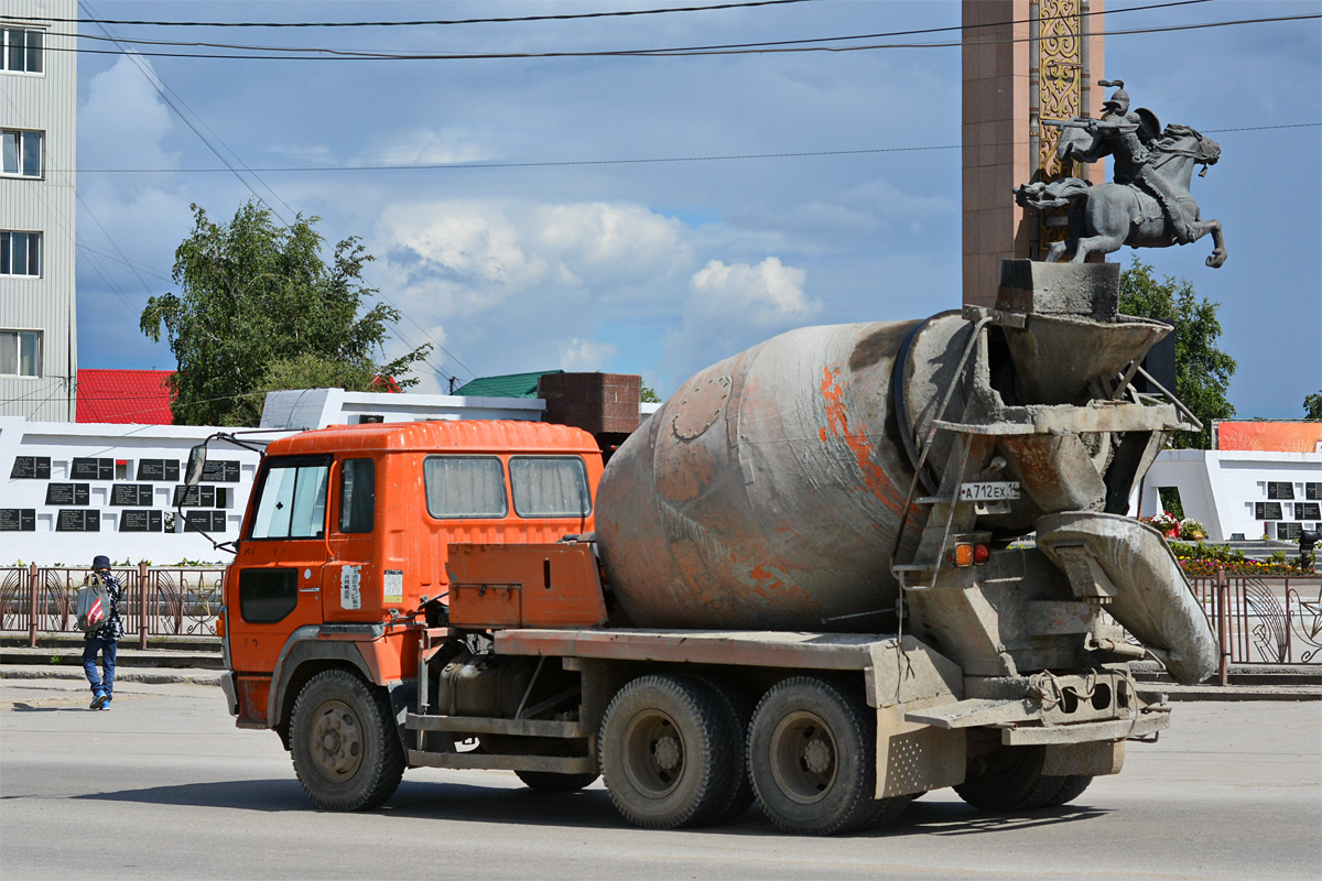 Саха (Якутия), № А 712 ЕХ 14 — Hino FS