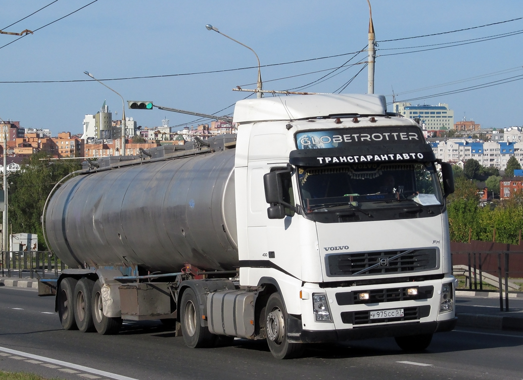 Орловская область, № У 975 СС 57 — Volvo ('2002) FH12.400