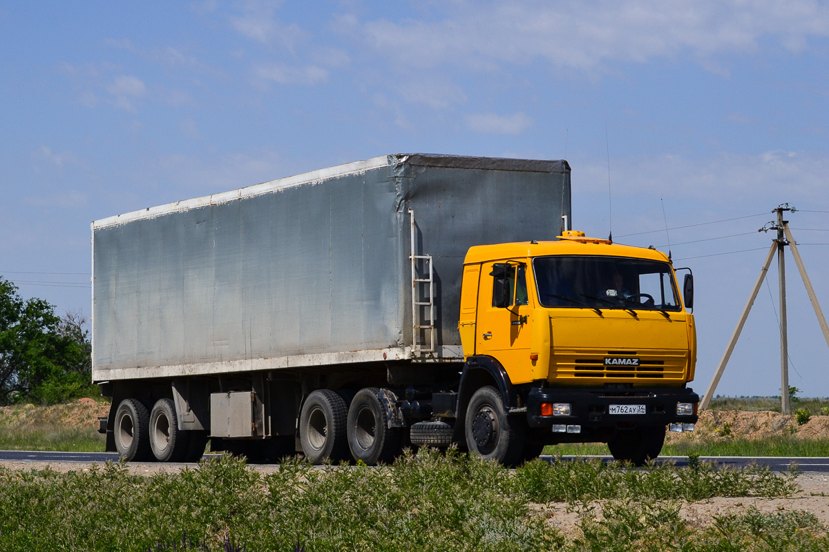 Волгоградская область, № М 762 АУ 34 — КамАЗ-54115-15 [54115R]