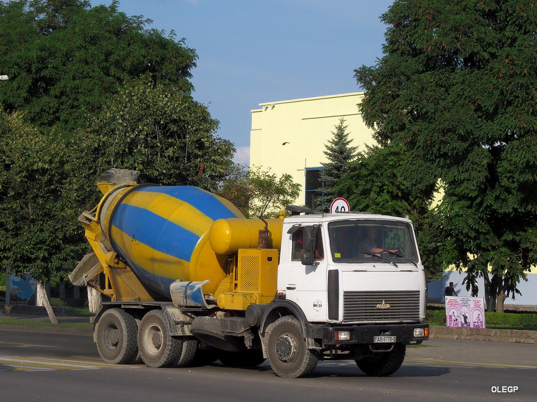 Витебская область, № АВ 6178-2 — МАЗ-6303 (общая модель)