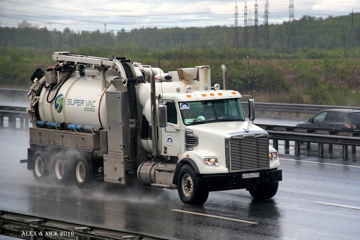 Санкт-Петербург, № В 175 УЕ 178 — Freightliner 122SD