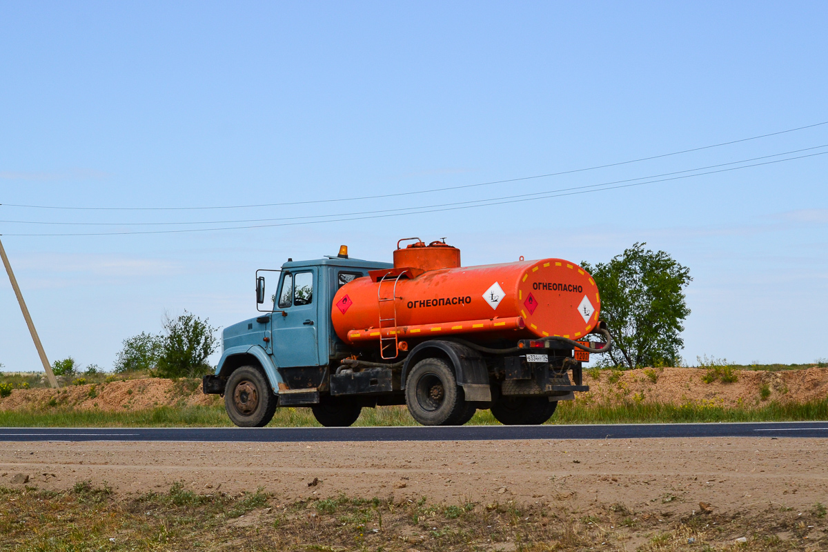 Волгоградская область, № В 334 НУ 134 — ЗИЛ-432932