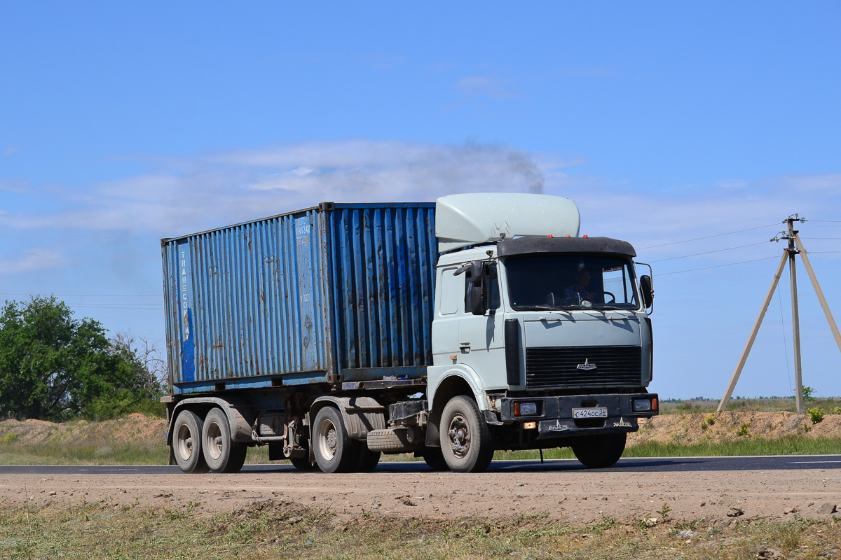 Волгоградская область, № С 424 ОС 34 — МАЗ-543202