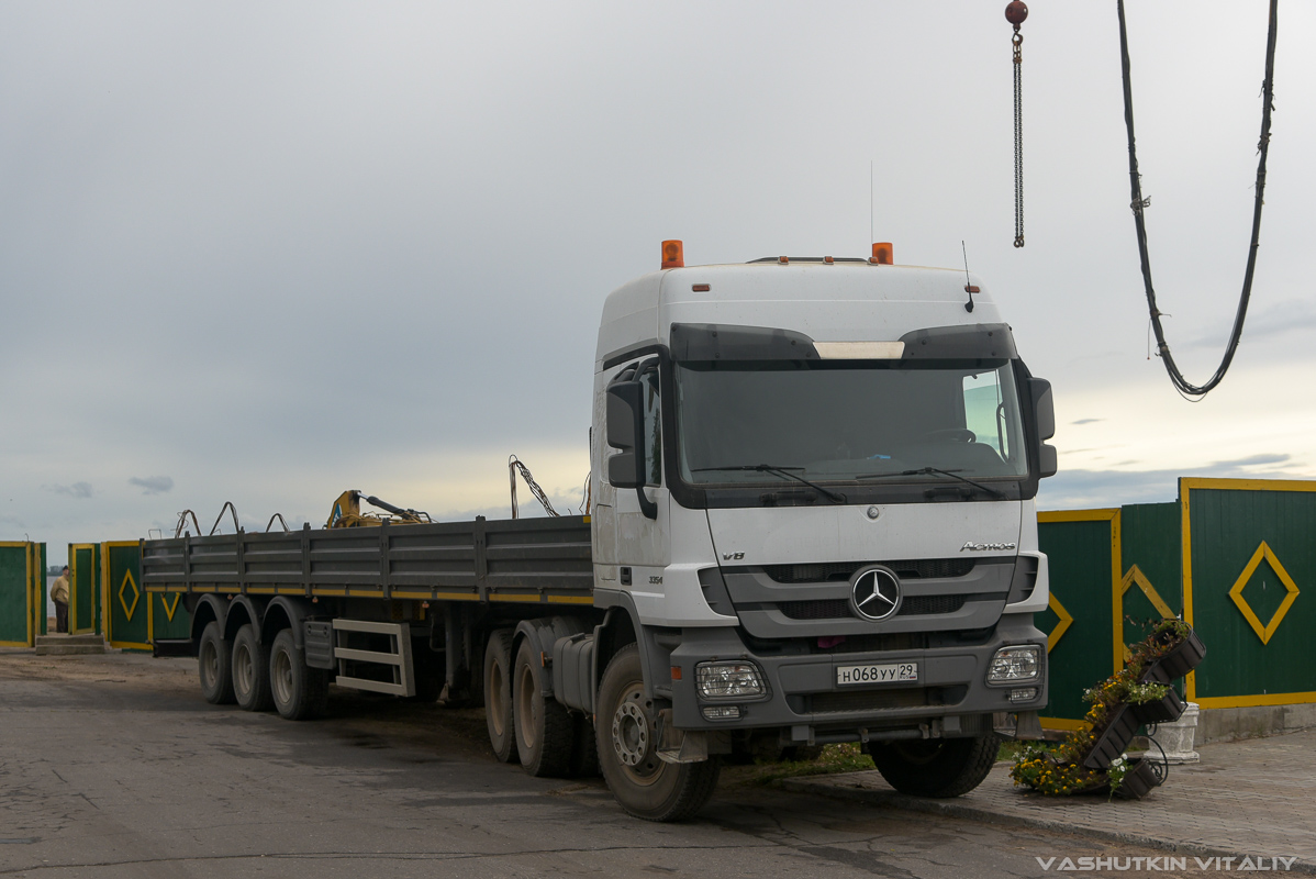 Архангельская область, № Н 068 УУ 29 — Mercedes-Benz Actros ('2009)