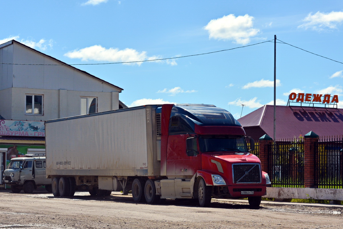 Саха (Якутия), № О 886 ЕУ 14 — Volvo VNL670