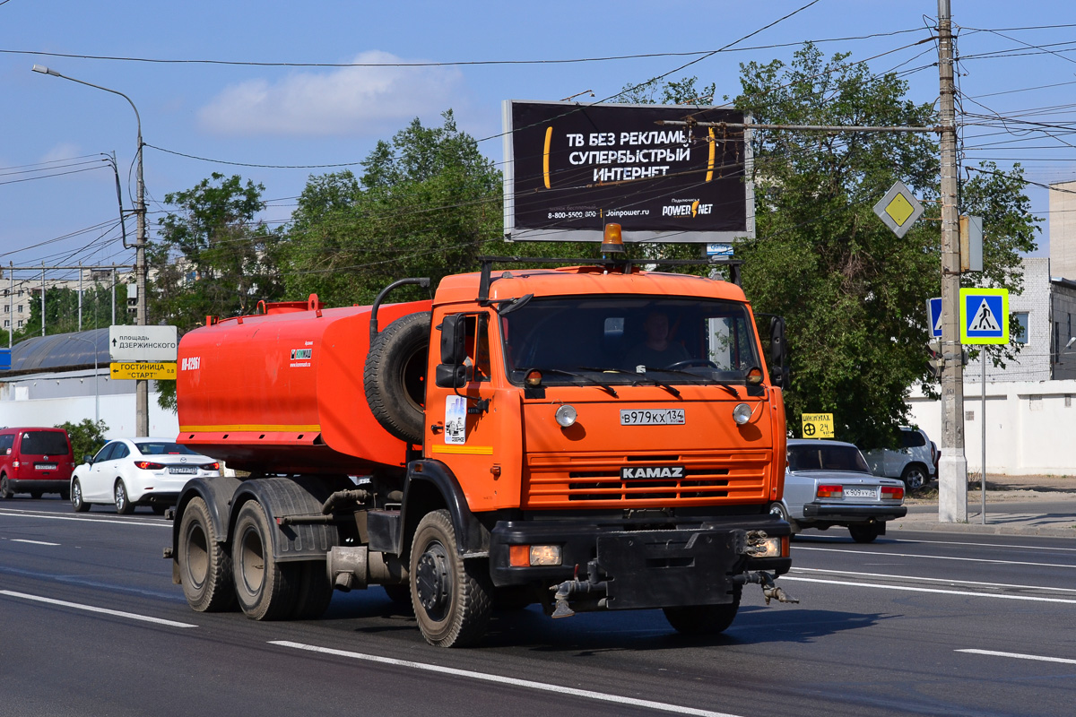 Волгоградская область, № В 979 КХ 134 — КамАЗ-65115-62